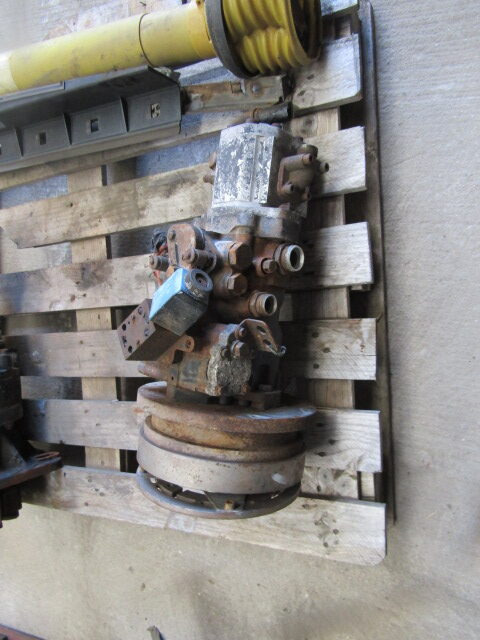 FAUN ROTOPRESS 522 DRIVE MOTOR P/NO 5243602 - Moteur hydraulique pour Véhicule de voirie/ Spécial: photos 3 FAUN ROTOPRESS 522 DRIVE MOTOR P/NO 5243602 - Moteur hydraulique pour Véhicule de voirie/ Spécial: photos 3