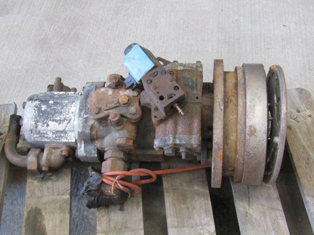 FAUN ROTOPRESS HYDRAULIC PUMP P/NO 5243886/601461 - Pompe hydraulique pour Véhicule de voirie/ Spécial: photos 1 FAUN ROTOPRESS HYDRAULIC PUMP P/NO 5243886/601461 - Pompe hydraulique pour Véhicule de voirie/ Spécial: photos 1