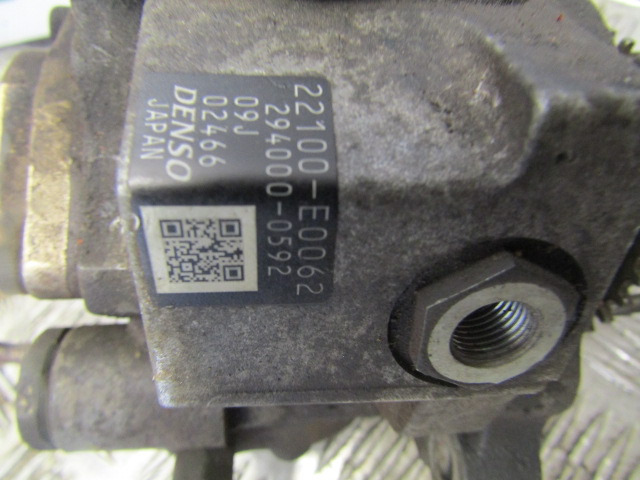 HINO 300 SERIES ‘DENSO’ HIGH PRESSURE FUEL PUMP P/NO 22100-E0062 / 09J02466 - Préparation du carburant pour Camion: photos 2 HINO 300 SERIES ‘DENSO’ HIGH PRESSURE FUEL PUMP P/NO 22100-E0062 / 09J02466 - Préparation du carburant pour Camion: photos 2