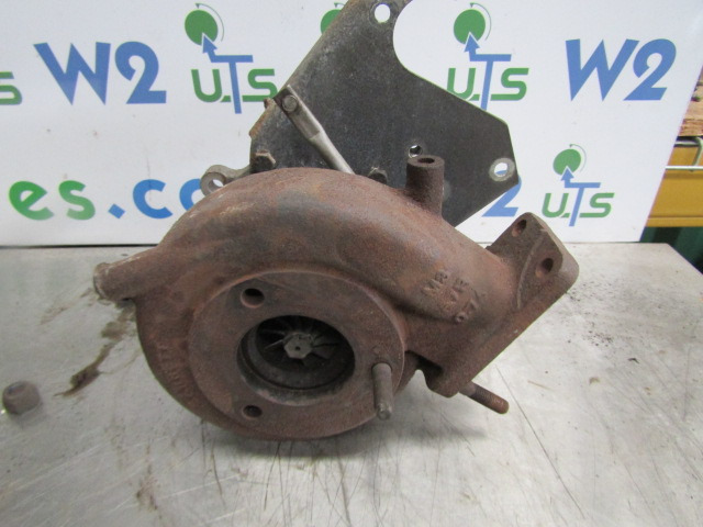 HINO 300 SERIES GARRETT TURBO TYPE GT25 P/NO P100298J - Turbocompresseur pour Camion: photos 1 HINO 300 SERIES GARRETT TURBO TYPE GT25 P/NO P100298J - Turbocompresseur pour Camion: photos 1