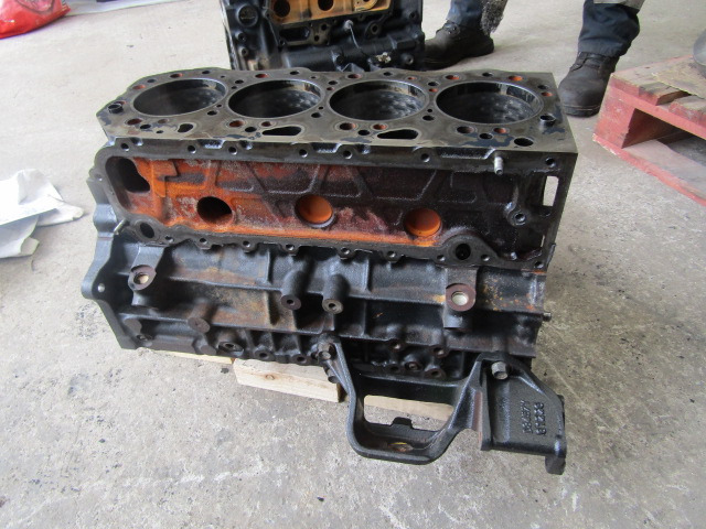 ISUZU 4JJ1 STD BLOCK - Moteur et pièces pour Camion: photos 5 ISUZU 4JJ1 STD BLOCK - Moteur et pièces pour Camion: photos 5