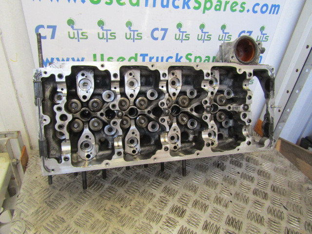 ISUZU NKR/GRAFTER 4JJ1 ENGINE CYLINDER HEAD P/NO 249758 - Moteur et pièces pour Camion: photos 4 ISUZU NKR/GRAFTER 4JJ1 ENGINE CYLINDER HEAD P/NO 249758 - Moteur et pièces pour Camion: photos 4