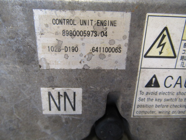 ISUZU NQR ENGINE CONTROL UNIT P/NO 8980005973 04 - Bloc de gestion pour Camion: photos 2 ISUZU NQR ENGINE CONTROL UNIT P/NO 8980005973 04 - Bloc de gestion pour Camion: photos 2