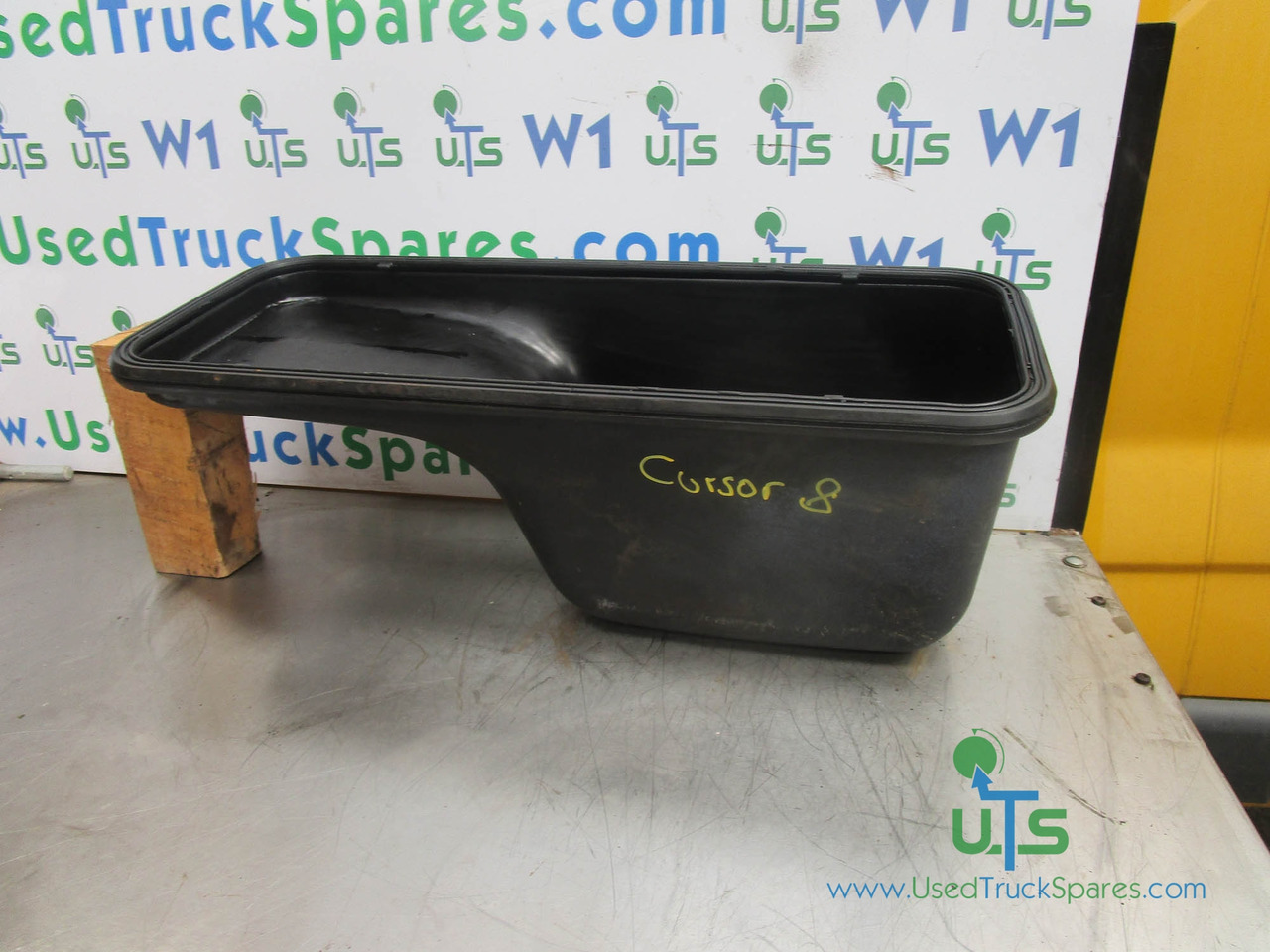 IVECO CURSOR 8 SUMP - Moteur et pièces pour Camion: photos 1 IVECO CURSOR 8 SUMP - Moteur et pièces pour Camion: photos 1