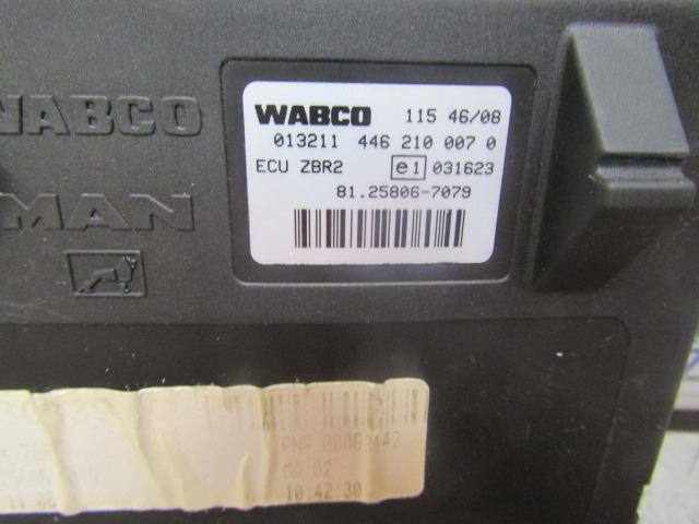 MAN TGL WABCO ECU WABCO P/NO 446 210 0070 - Bloc de gestion pour Camion: photos 2 MAN TGL WABCO ECU WABCO P/NO 446 210 0070 - Bloc de gestion pour Camion: photos 2