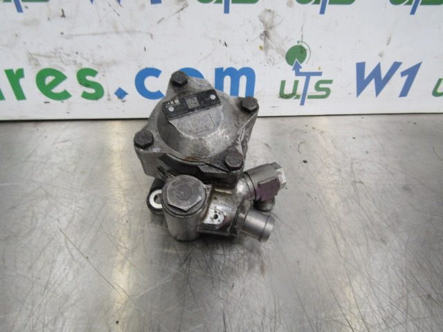 MAN TGM 340 DO836 POWER STEERING PUMP P/NO 51.47101.7053 - Commande de gouvernail pour Camion: photos 1 MAN TGM 340 DO836 POWER STEERING PUMP P/NO 51.47101.7053 - Commande de gouvernail pour Camion: photos 1