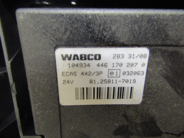 MAN TGM ECAS ECU 81.25811.7019 - Bloc de gestion pour Camion: photos 2 MAN TGM ECAS ECU 81.25811.7019 - Bloc de gestion pour Camion: photos 2