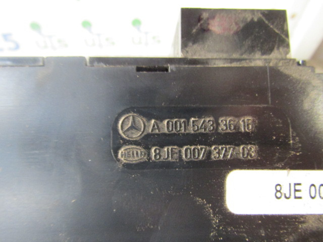 MERCEDES ATEGO FUSEBOARD P/NO A001 543 3615 - Système électrique pour Camion: photos 2 MERCEDES ATEGO FUSEBOARD P/NO A001 543 3615 - Système électrique pour Camion: photos 2