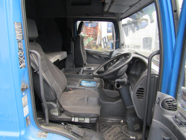 MERCEDES AXOR CAB EX 2012 - Cabine pour Camion: photos 4 MERCEDES AXOR CAB EX 2012 - Cabine pour Camion: photos 4