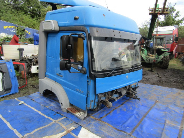 MERCEDES AXOR CAB EX 2012 - Cabine pour Camion: photos 1 MERCEDES AXOR CAB EX 2012 - Cabine pour Camion: photos 1