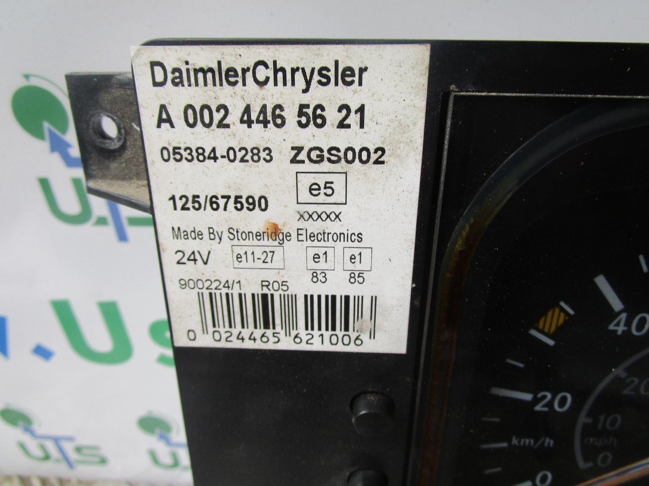 MERCEDES AXOR / ECONIC CLOCK CLUSTER P/NO A0024465621 - Système électrique pour Camion: photos 2 MERCEDES AXOR / ECONIC CLOCK CLUSTER P/NO A0024465621 - Système électrique pour Camion: photos 2