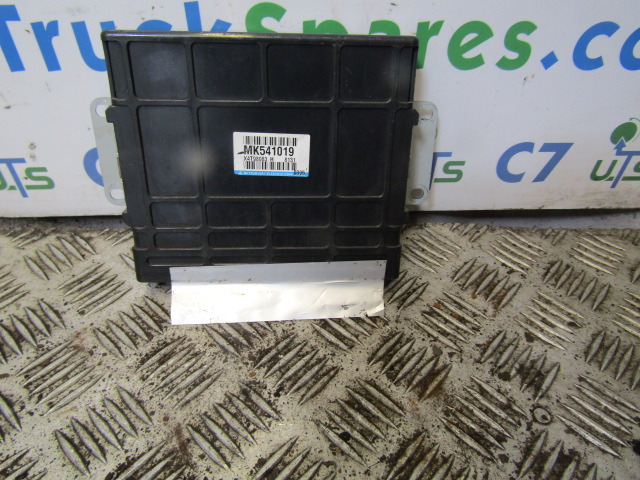 MITSUBISHI CANTER CONTROL MODULE P/NO MK541019 - Bloc de gestion pour Camion: photos 1 MITSUBISHI CANTER CONTROL MODULE P/NO MK541019 - Bloc de gestion pour Camion: photos 1