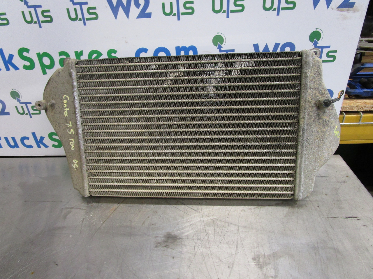 MITSUBISHI CANTER INTERCOOLER - Radiateur pour Camion: photos 1 MITSUBISHI CANTER INTERCOOLER - Radiateur pour Camion: photos 1