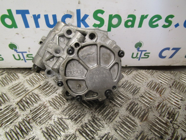 MITSUBISHI FUSO 4P10 BOSCH OIL PUMP P/NO 290311-1-A - Préparation du carburant pour Camion: photos 1 MITSUBISHI FUSO 4P10 BOSCH OIL PUMP P/NO 290311-1-A - Préparation du carburant pour Camion: photos 1