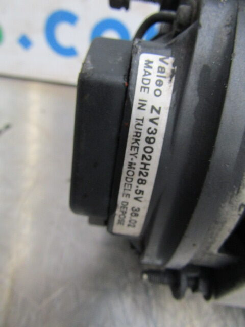 RENAULT PREMIUM 400 ALTERNATOR - Système électrique pour Camion: photos 2 RENAULT PREMIUM 400 ALTERNATOR - Système électrique pour Camion: photos 2