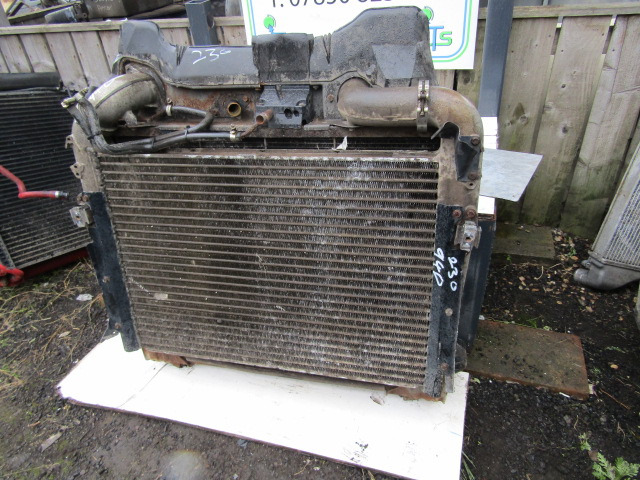 SCANIA P94 230 RADIATOR/INTERCOOLER PACK P/NO 1400937 - Radiateur pour Camion: photos 2 SCANIA P94 230 RADIATOR/INTERCOOLER PACK P/NO 1400937 - Radiateur pour Camion: photos 2