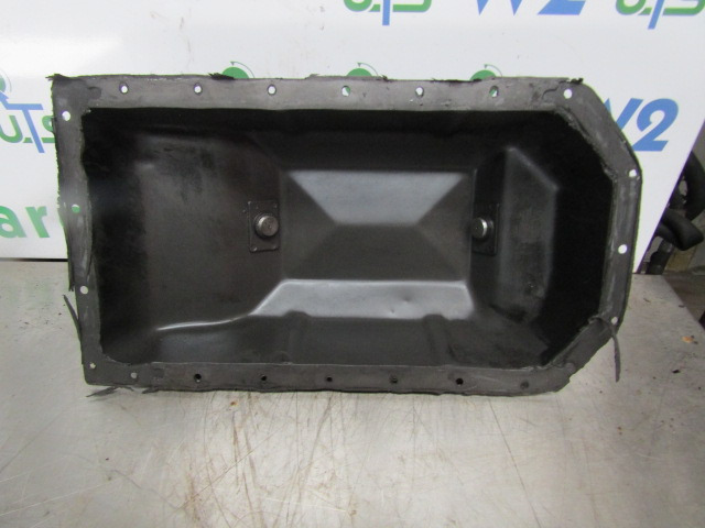 SCHMIDT SWINGO OIL PAN / SUMP R754 ENGINE - Moteur et pièces pour Camion: photos 2 SCHMIDT SWINGO OIL PAN / SUMP R754 ENGINE - Moteur et pièces pour Camion: photos 2