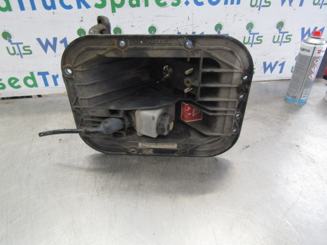 VOLVO FE BRAKE AND CLUTCH PEDAL BOX WABCO P/NO 7421194142 - Pièces de frein pour Camion: photos 1 VOLVO FE BRAKE AND CLUTCH PEDAL BOX WABCO P/NO 7421194142 - Pièces de frein pour Camion: photos 1
