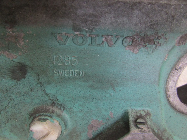 VOLVO FL6 (D6B) FLYWHEEL BELLHOUSING - Volant moteur pour Camion: photos 2 VOLVO FL6 (D6B) FLYWHEEL BELLHOUSING - Volant moteur pour Camion: photos 2