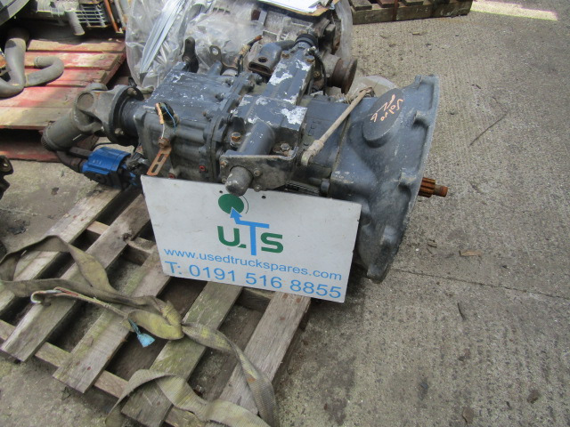 VOLVO FLE EATON 4106A 6 SPEED GEARBOX SUITS 1998 – 2006 TRUCK - Boîte de vitesse pour Camion: photos 1 VOLVO FLE EATON 4106A 6 SPEED GEARBOX SUITS 1998 – 2006 TRUCK - Boîte de vitesse pour Camion: photos 1