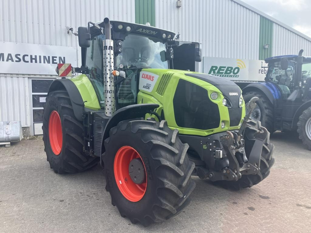 CLAAS AXION 830 CMATIC - Tracteur agricole: photos 1 CLAAS AXION 830 CMATIC - Tracteur agricole: photos 1