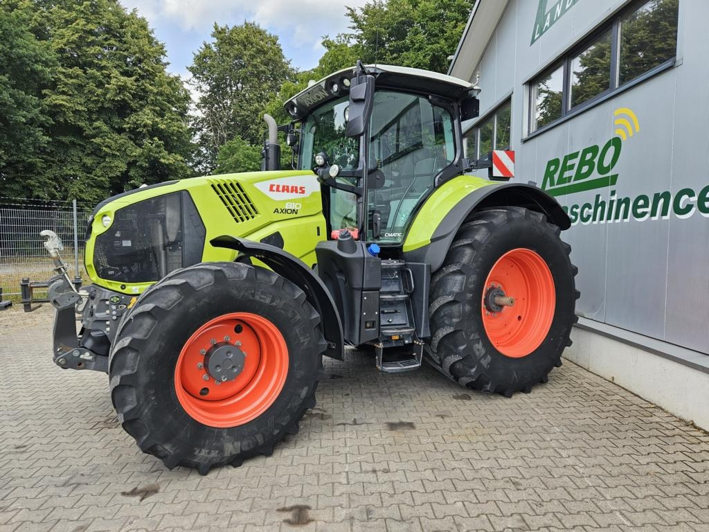 CLAAS Axion 810 CMATIC - Tracteur agricole: photos 1 CLAAS Axion 810 CMATIC - Tracteur agricole: photos 1