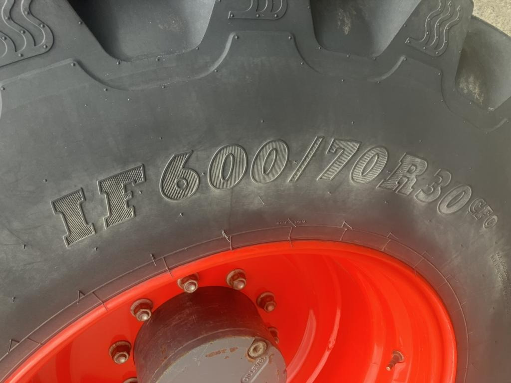 Fendt 828 Profi Plus - Tracteur agricole: photos 4 Fendt 828 Profi Plus - Tracteur agricole: photos 4