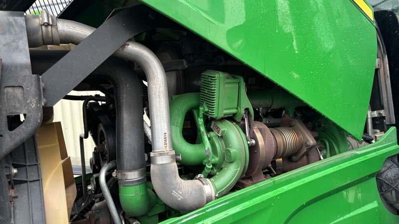 Tracteur agricole John Deere 6230 R: photos 15 Tracteur agricole John Deere 6230 R: photos 15
