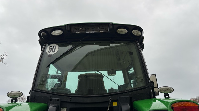 Tracteur agricole John Deere 6230 R: photos 11 Tracteur agricole John Deere 6230 R: photos 11