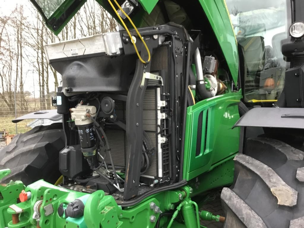 John Deere 6250R - Tracteur agricole: photos 4 John Deere 6250R - Tracteur agricole: photos 4