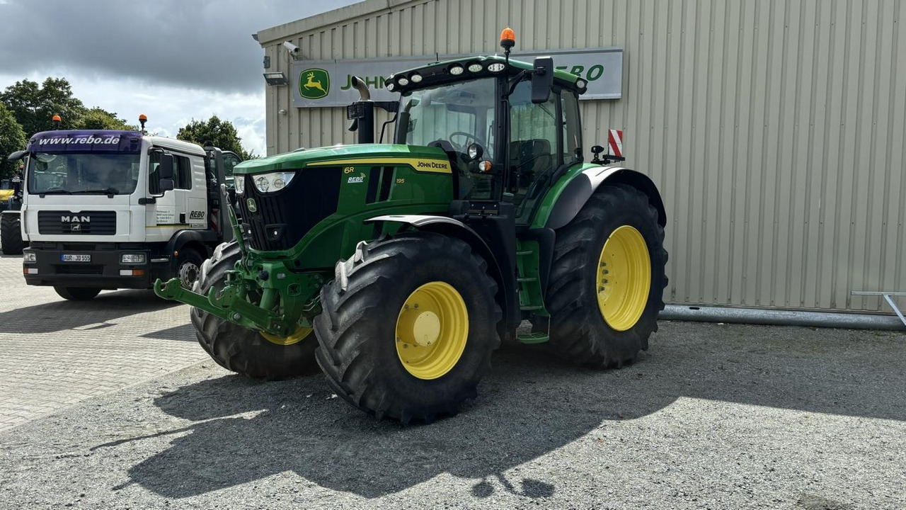 John Deere 6R195 - Tracteur agricole: photos 1 John Deere 6R195 - Tracteur agricole: photos 1