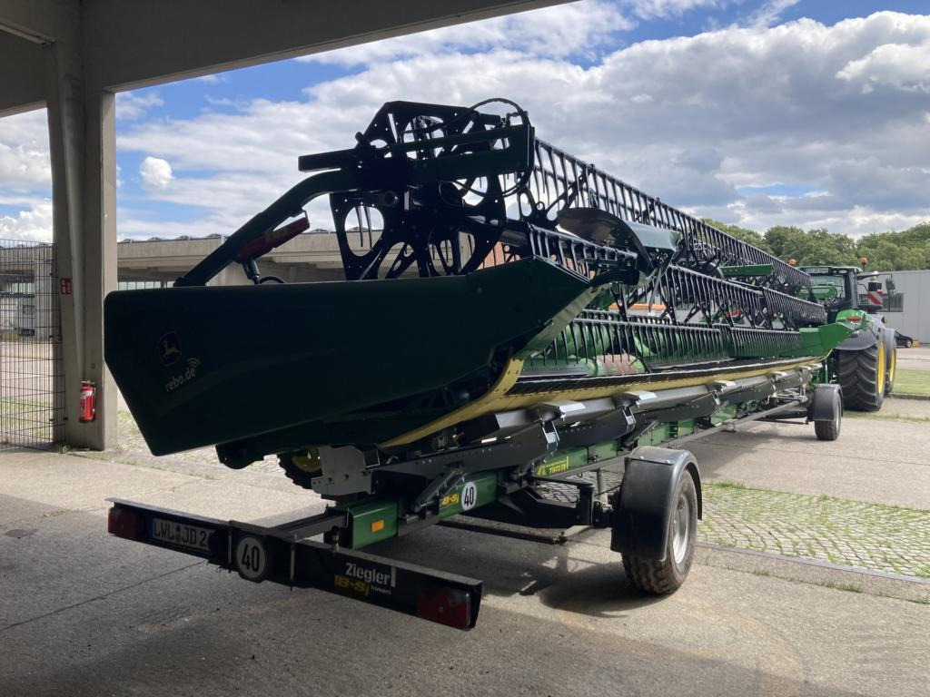 John Deere HD35X MY24 - Moissonneuse-batteuse: photos 1 John Deere HD35X MY24 - Moissonneuse-batteuse: photos 1