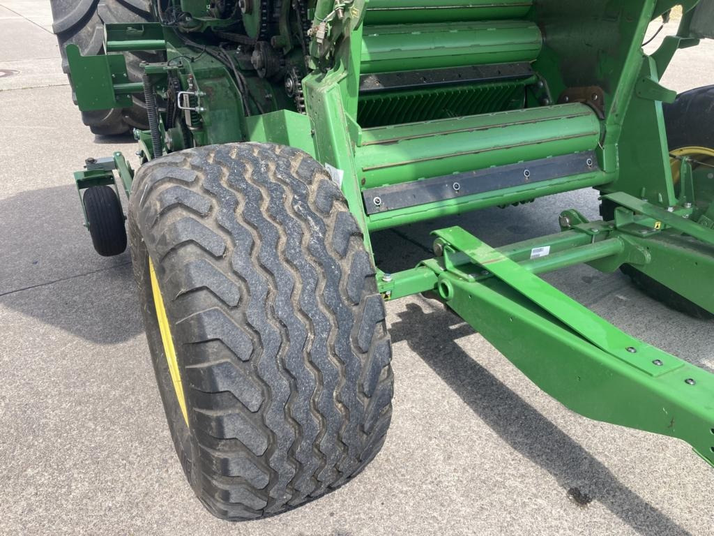 John Deere V461M - Enrubanneuse: photos 5 John Deere V461M - Enrubanneuse: photos 5