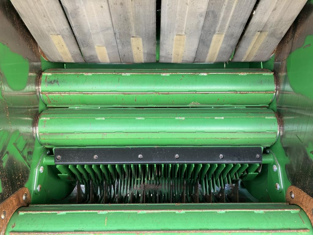 John Deere V461M - PAKET FÜR RUNDBALLENPR - Enrubanneuse: photos 4 John Deere V461M - PAKET FÜR RUNDBALLENPR - Enrubanneuse: photos 4