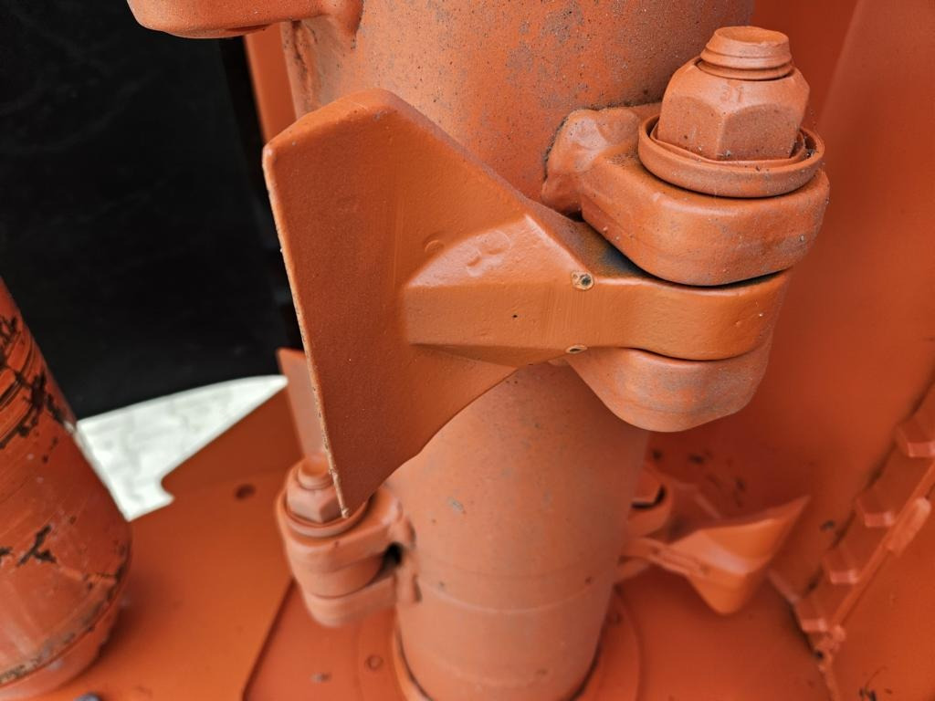 Perfect ZW 180 - Broyeur à axe horizontal: photos 2 Perfect ZW 180 - Broyeur à axe horizontal: photos 2