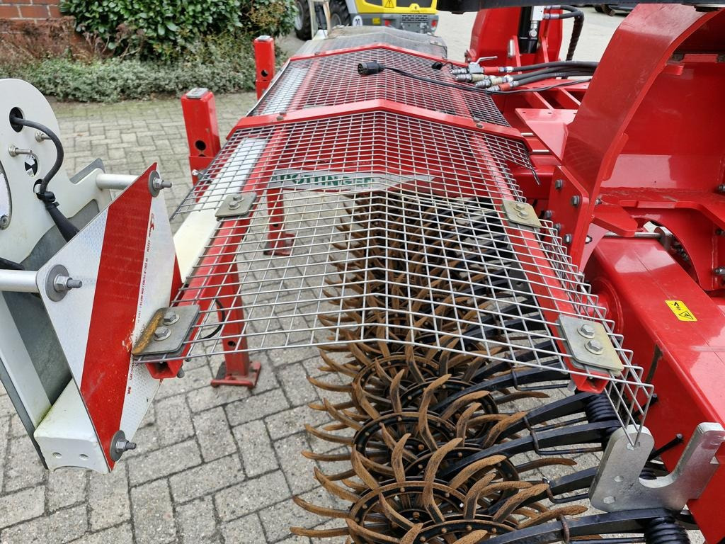 Pöttinger ROTOCARE V 6600 - Outils du sol: photos 4 Pöttinger ROTOCARE V 6600 - Outils du sol: photos 4