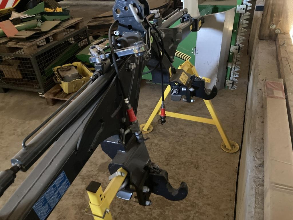 Pöttinger SENSOSAFE 1000 - Faucheuse: photos 4 Pöttinger SENSOSAFE 1000 - Faucheuse: photos 4