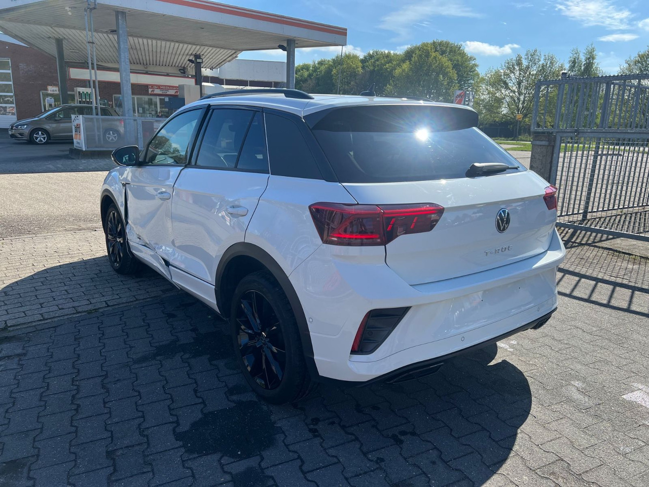 Volkswagen T-Roc R-Line 1.0 TSI Black Edition - Voiture: photos 3 Volkswagen T-Roc R-Line 1.0 TSI Black Edition - Voiture: photos 3