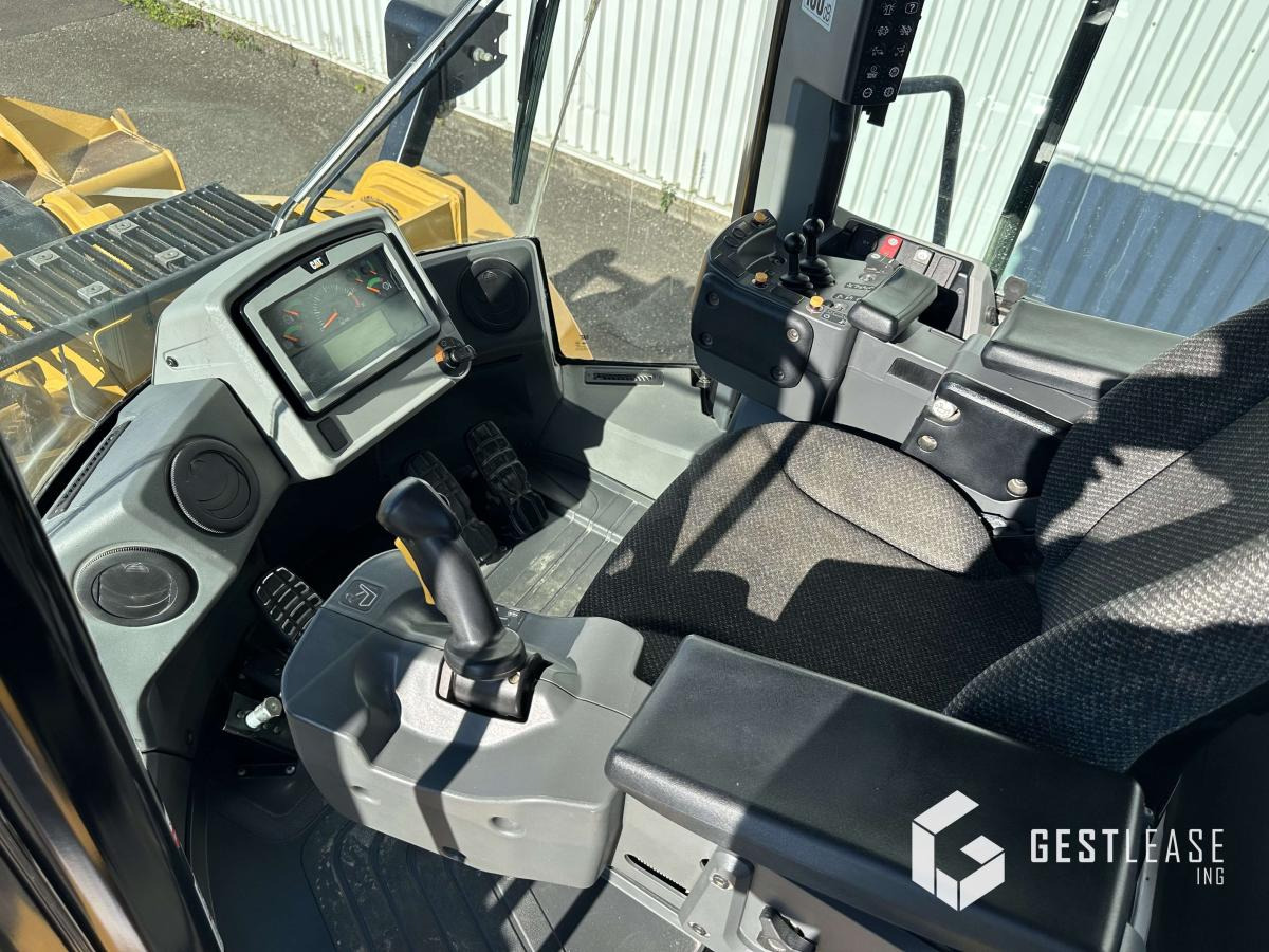Caterpillar 966M - Chargeuse sur pneus: photos 5 Caterpillar 966M - Chargeuse sur pneus: photos 5