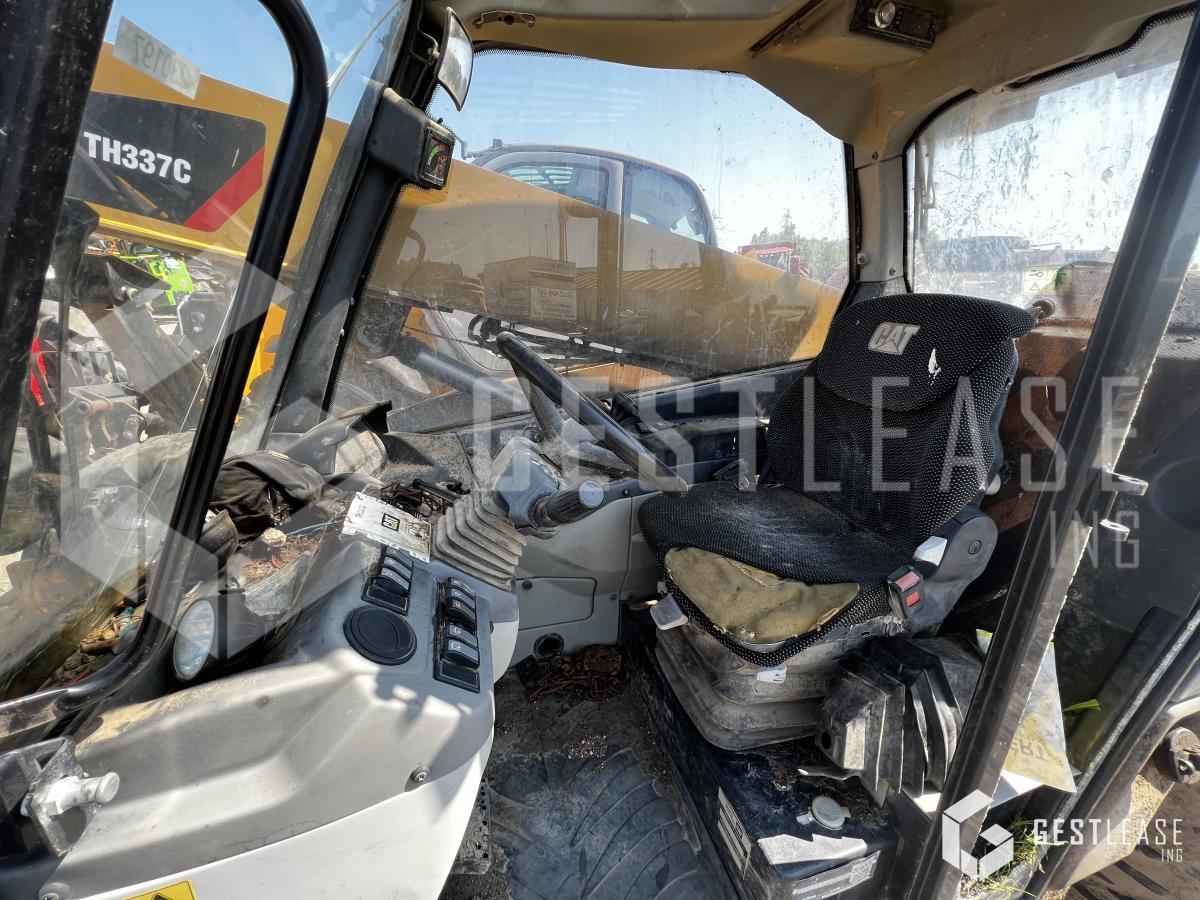 Caterpillar TH 337 C - Chariot télescopique: photos 5 Caterpillar TH 337 C - Chariot télescopique: photos 5