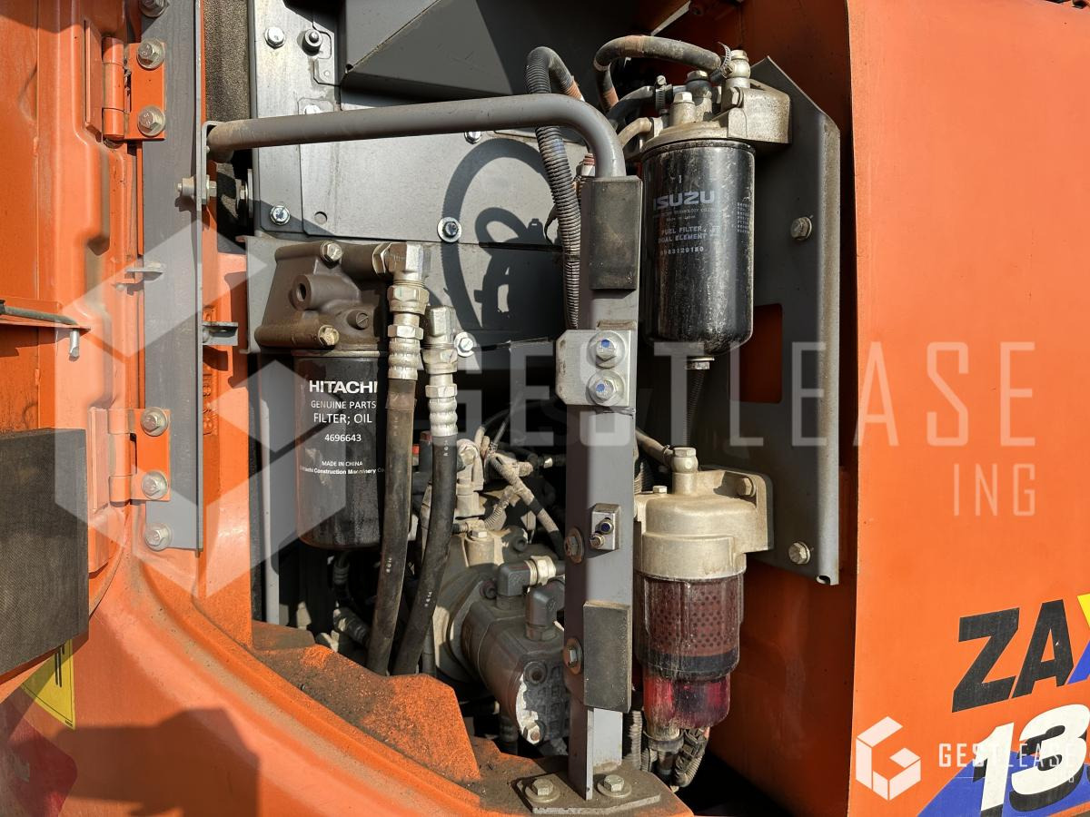 Pelle sur chenille Hitachi ZAXIS 135 US: photos 14