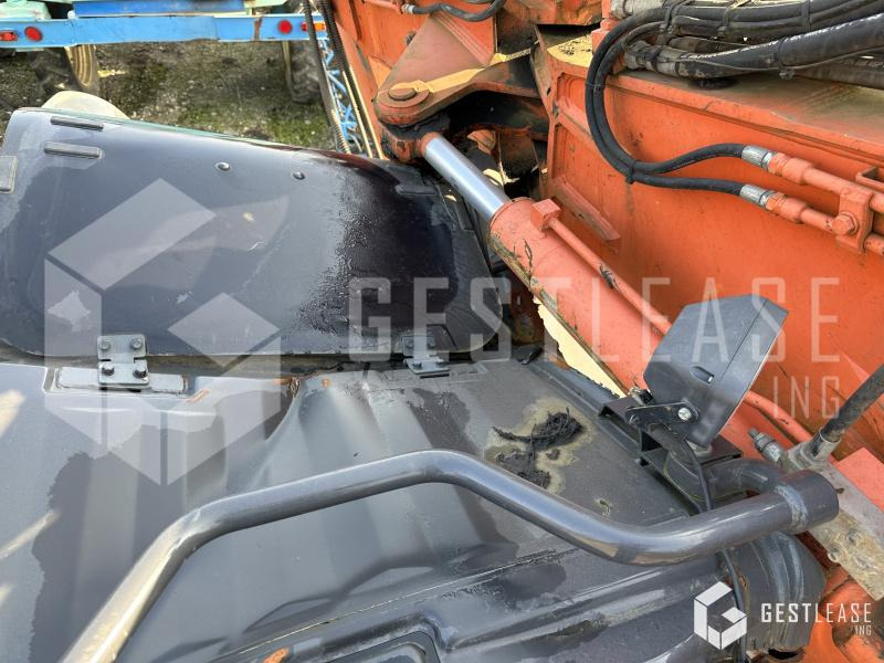 Pelle sur chenille Hitachi ZAXIS 135 US: photos 6