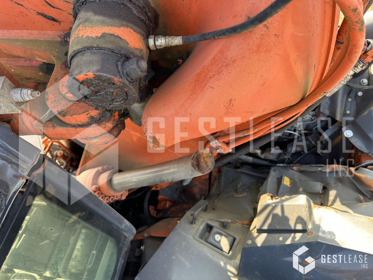 Hitachi ZAXIS 135 US - Pelle sur chenille: photos 5 Hitachi ZAXIS 135 US - Pelle sur chenille: photos 5