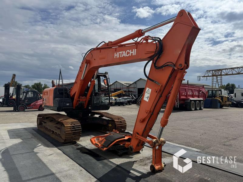 Hitachi ZX180LC-5B - Pelle sur chenille: photos 4 Hitachi ZX180LC-5B - Pelle sur chenille: photos 4