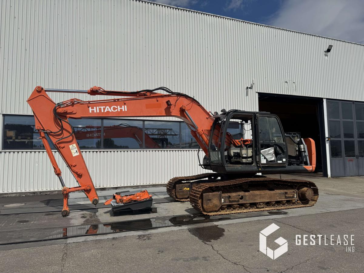 Hitachi ZX180LC-5B - Pelle sur chenille: photos 1 Hitachi ZX180LC-5B - Pelle sur chenille: photos 1