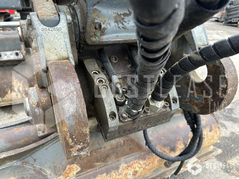 Liebherr R926 COMPACT - Pelle sur chenille: photos 5 Liebherr R926 COMPACT - Pelle sur chenille: photos 5