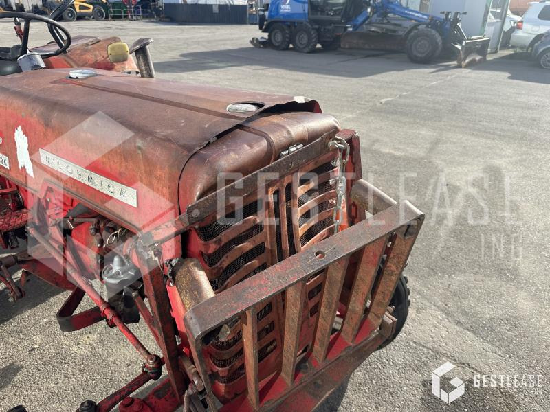 Mc Cormick D326 - Tracteur agricole: photos 5 Mc Cormick D326 - Tracteur agricole: photos 5
