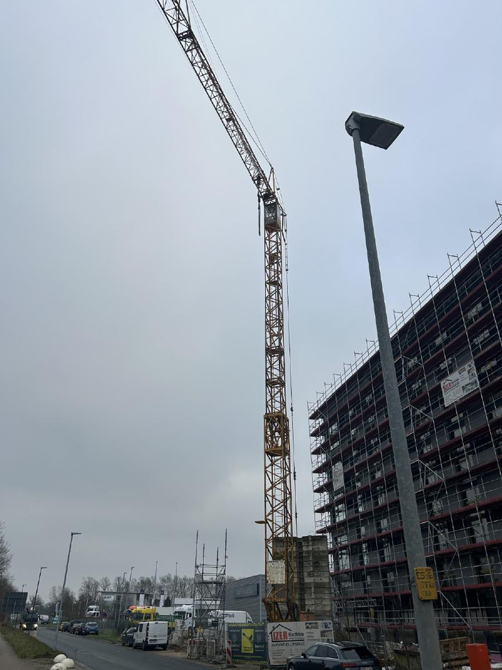 Liebherr 71k Baukran Turmdrehkran 71 K / Baujahr 2003 gebraucht - Grue à tour: photos 2 Liebherr 71k Baukran Turmdrehkran 71 K / Baujahr 2003 gebraucht - Grue à tour: photos 2