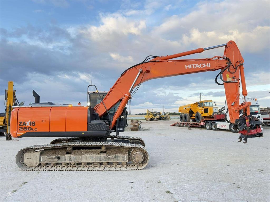 Hitachi ZX 250 LC-5B ROTOTILT TOP COND - Pelle sur chenille: photos 5 Hitachi ZX 250 LC-5B ROTOTILT TOP COND - Pelle sur chenille: photos 5