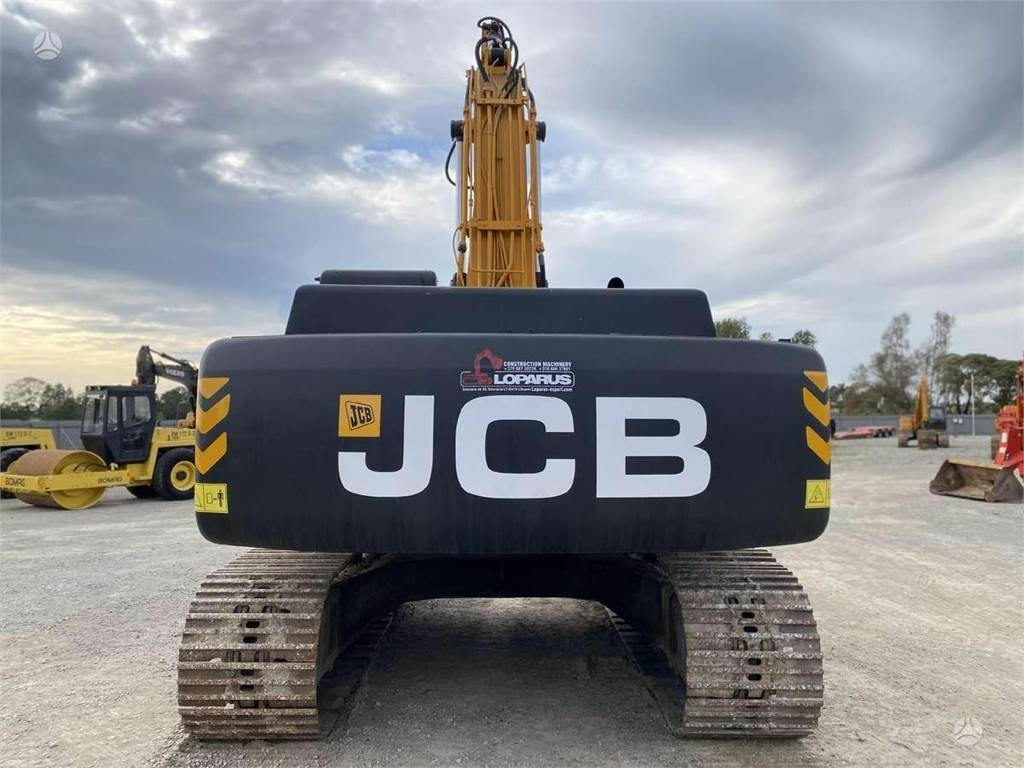 JCB JS 330 LC , ISUZU MANUAL PUMP - Pelle sur chenille: photos 4 JCB JS 330 LC , ISUZU MANUAL PUMP - Pelle sur chenille: photos 4
